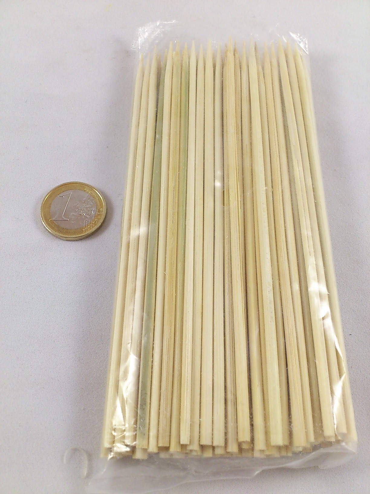 Bamboo sticks  18 cm 100 p.